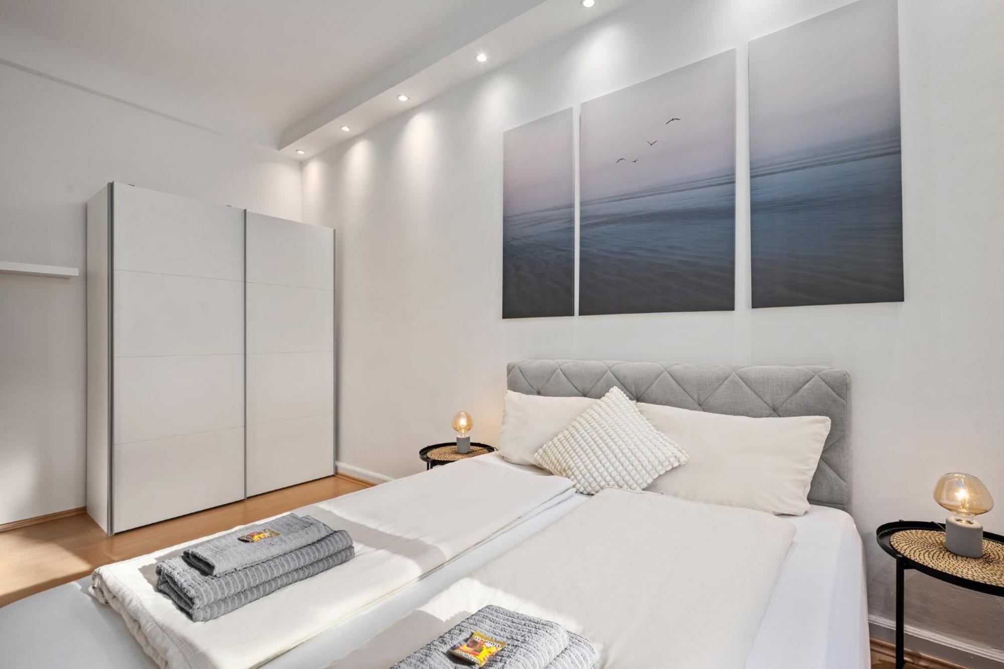 Ferienwohnung Blassdoerfer - Modernes Apartment In Bester Lage Und 93 Qm2 バート・キッシンゲン エクステリア 写真